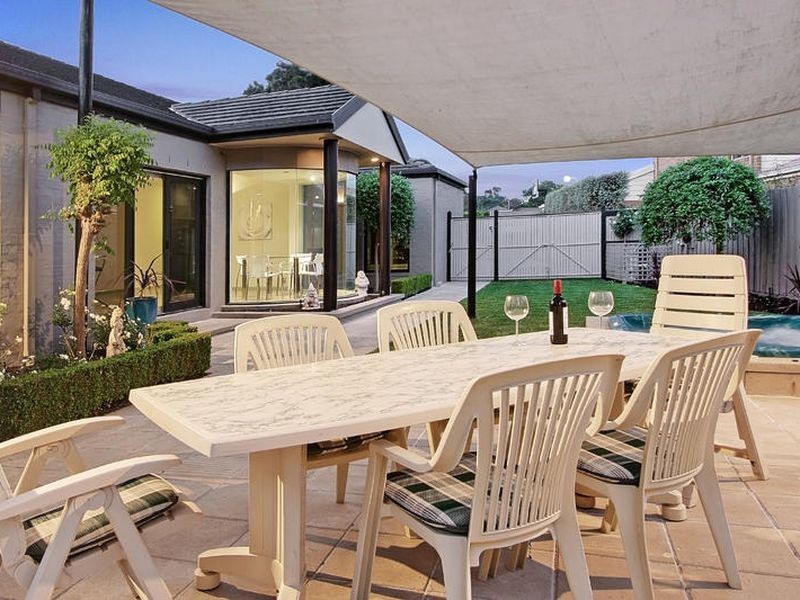 13 Comfort Close, Rowville VIC 3178