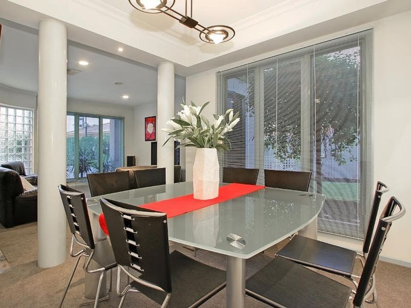 13 Comfort Close, Rowville VIC 3178