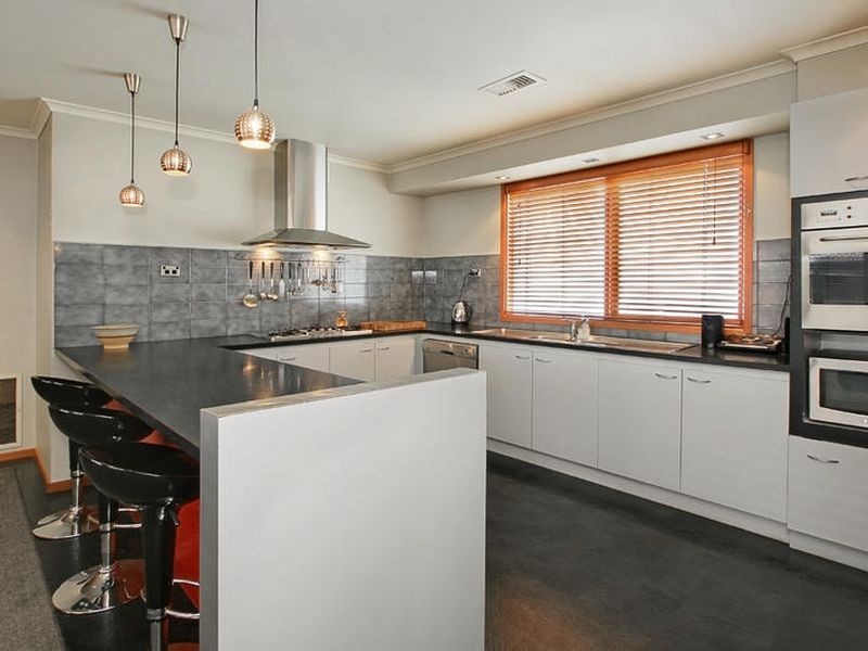 7 Mississippi Close, Rowville VIC 3178