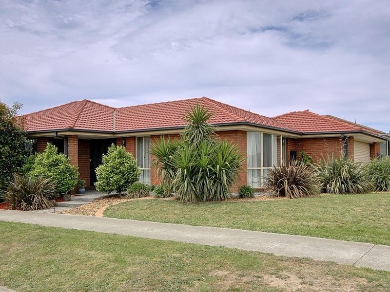 1 Tara Close, Rowville VIC 3178