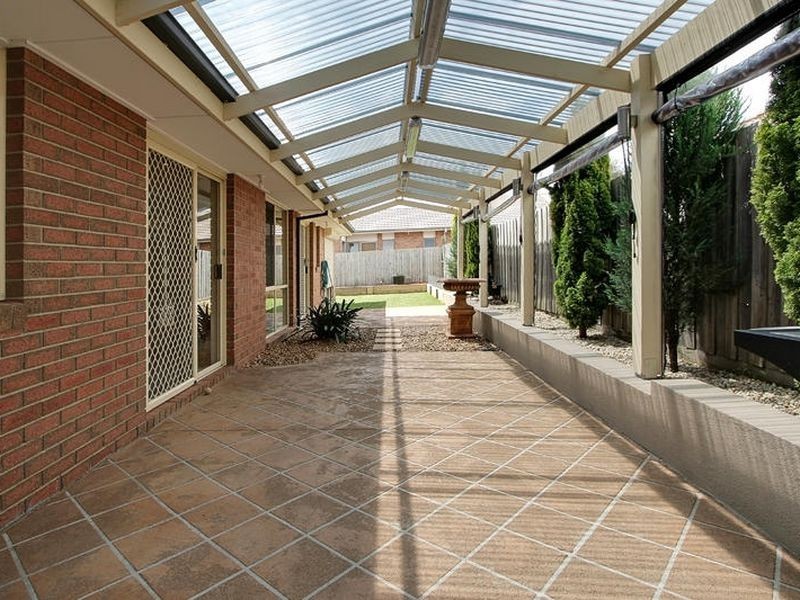 1 Tara Close, Rowville VIC 3178