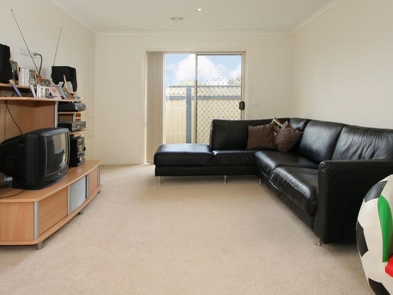 1 Tara Close, Rowville VIC 3178