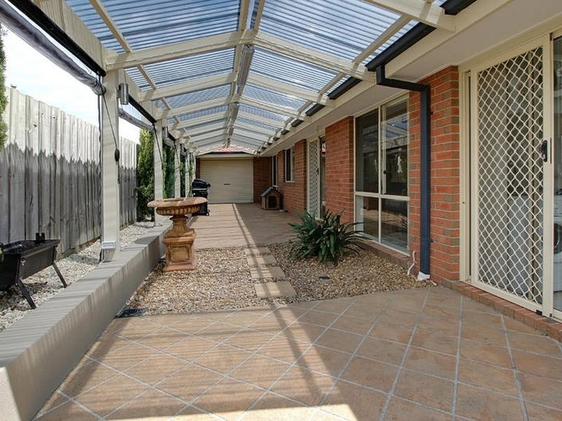 1 Tara Close, Rowville VIC 3178