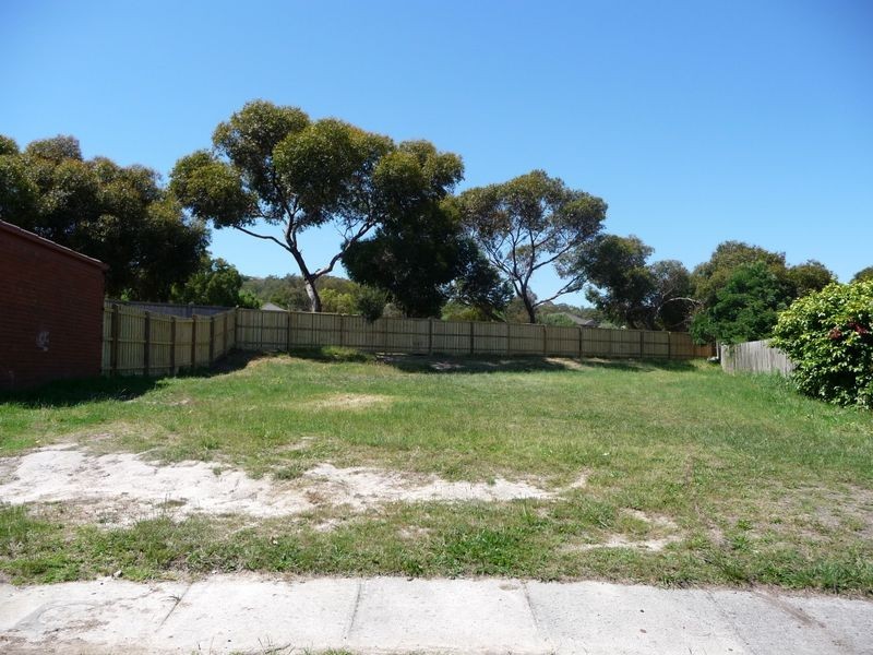 8 Lancom Rise, Rowville VIC 3178