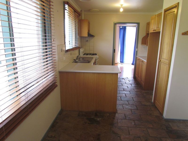 30 Stamford Crescent, Rowville VIC 3178