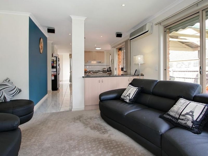 61 Clauscen Drive, Rowville VIC 3178