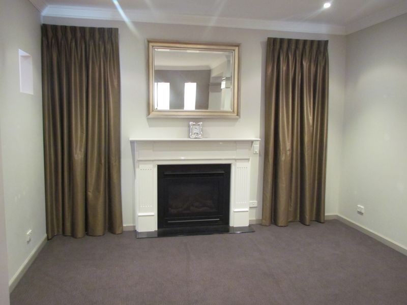 3 Regents Park Court, Rowville VIC 3178