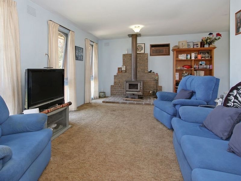 97 Berrabri Drive, Scoresby VIC 3179