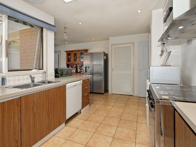 97 Berrabri Drive, Scoresby VIC 3179