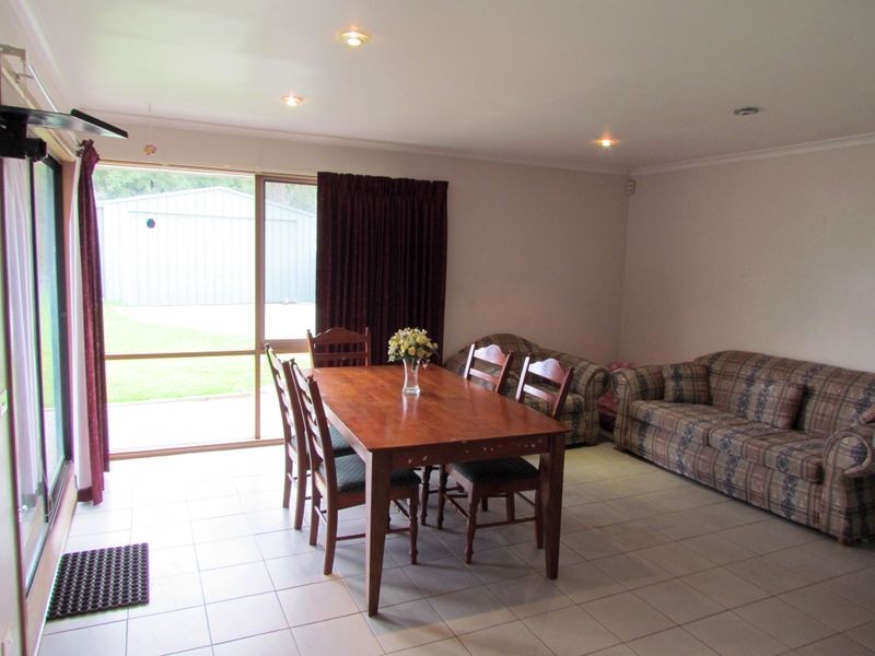 172 Waradgery Drive, Rowville VIC 3178