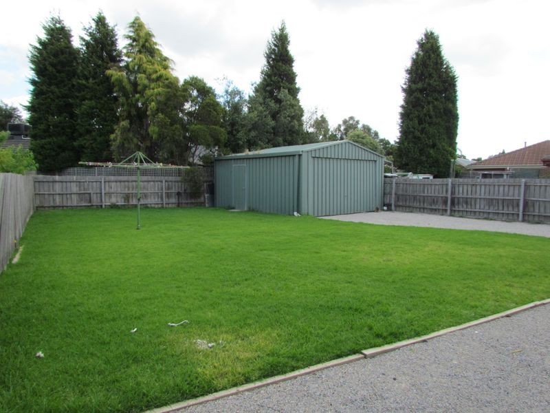 172 Waradgery Drive, Rowville VIC 3178