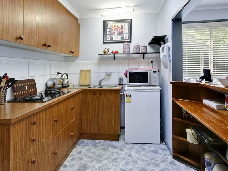 11 Ravenscourt Close, Rowville VIC 3178