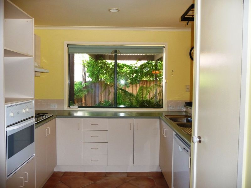 11 Tetoora Close, Rowville VIC 3178