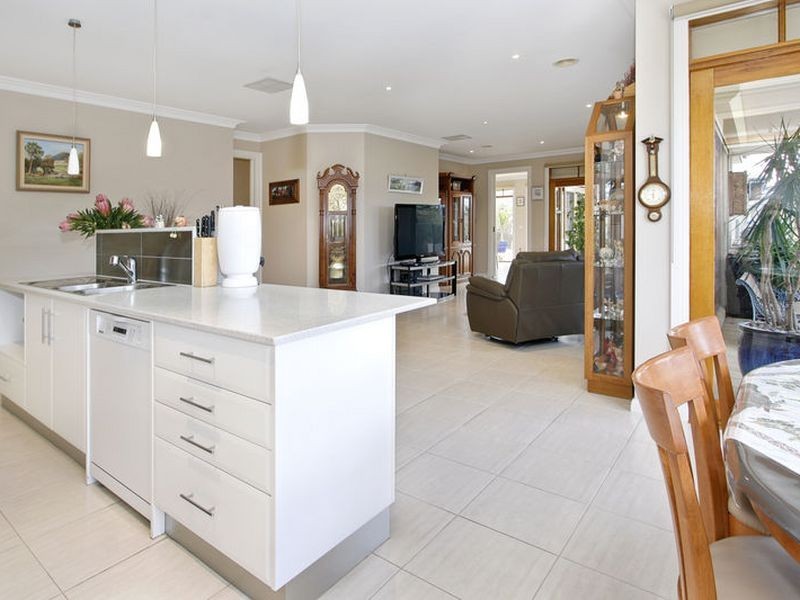 23 Banyalla Place, Rowville VIC 3178