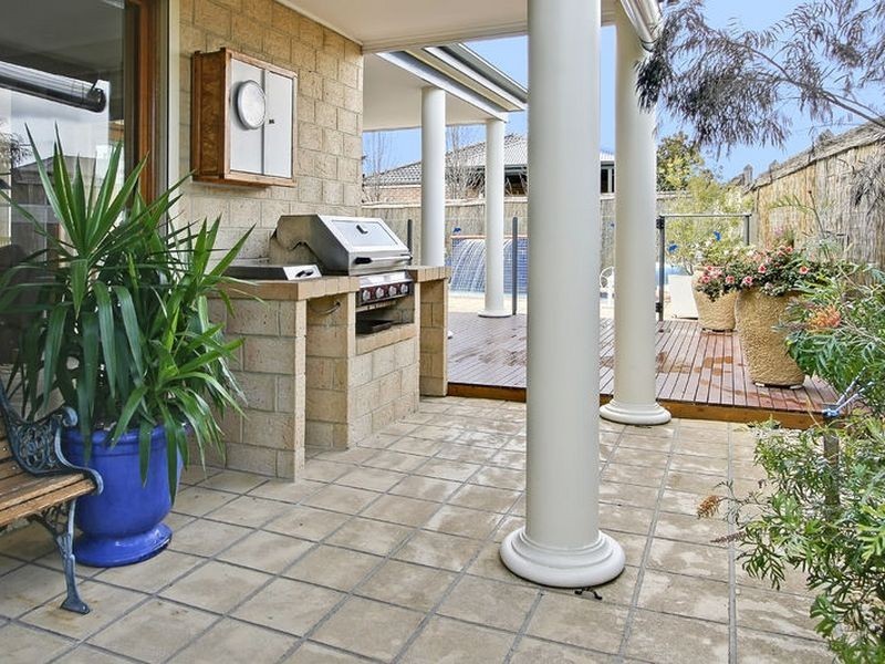 23 Banyalla Place, Rowville VIC 3178