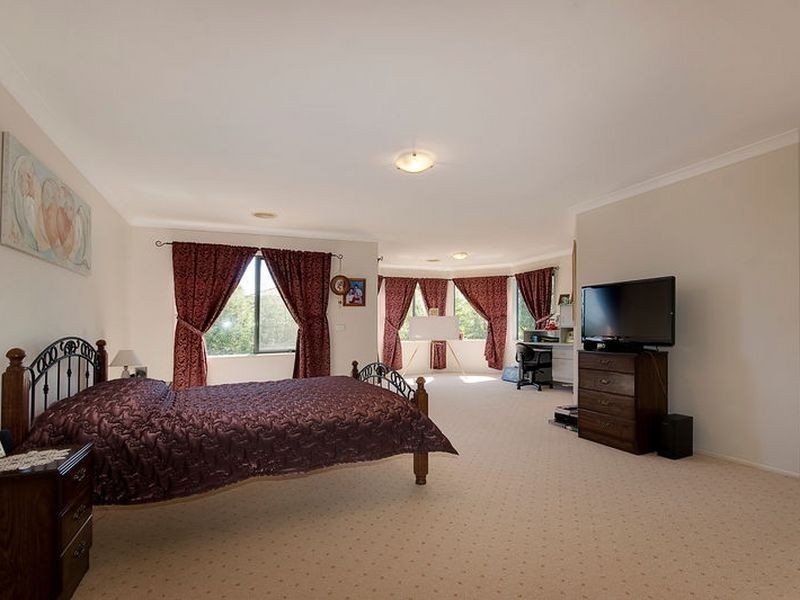 4 Rutherglen Court, Rowville VIC 3178