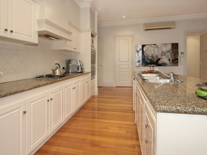 24 Ferrier Court, Rowville VIC 3178