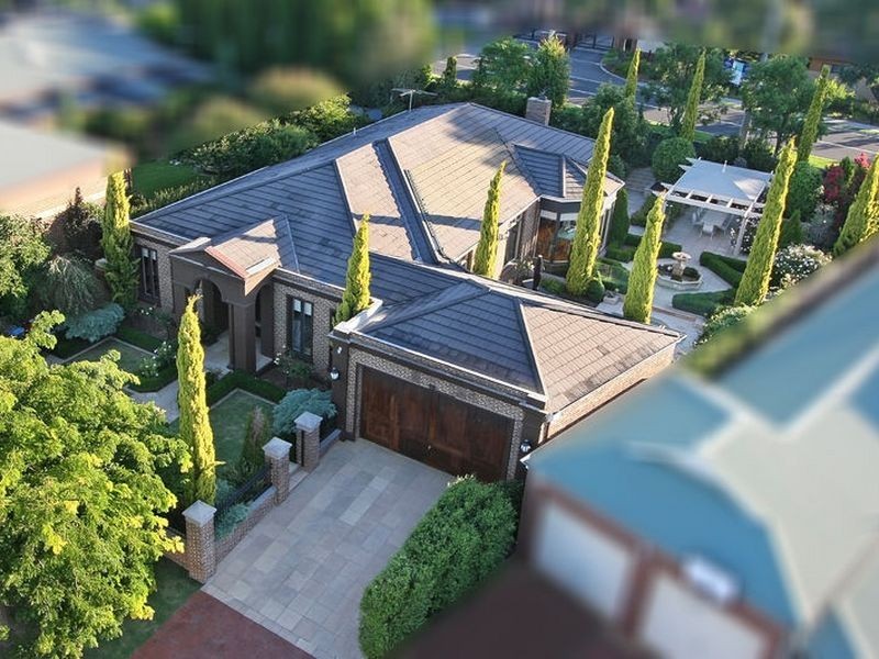 24 Ferrier Court, Rowville VIC 3178