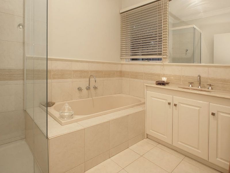 24 Ferrier Court, Rowville VIC 3178