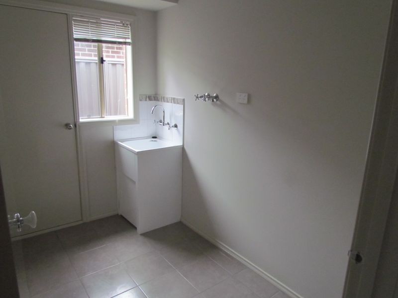 18 Chestnut Chase, Pakenham VIC 3810