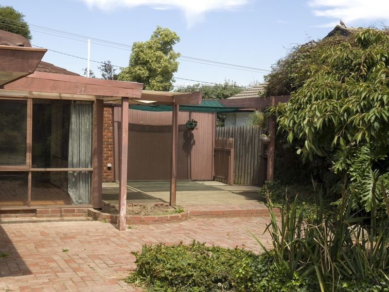 13 Armin Street, Scoresby VIC 3179