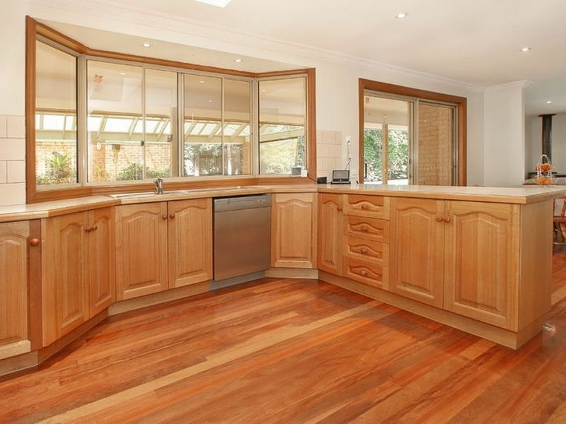 8 Silverdale Close, Rowville VIC 3178