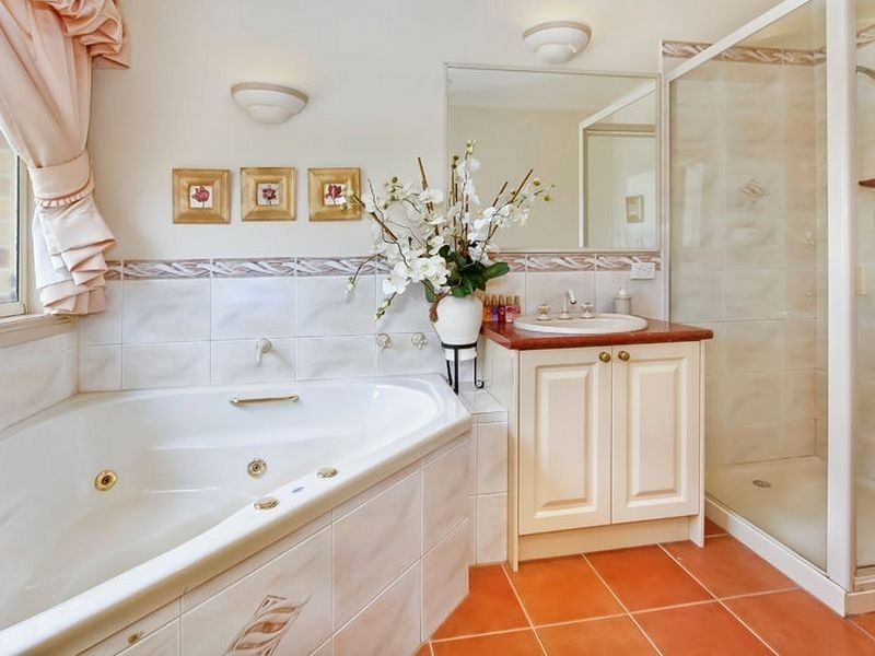 7 Tivoli Gardens, Rowville VIC 3178