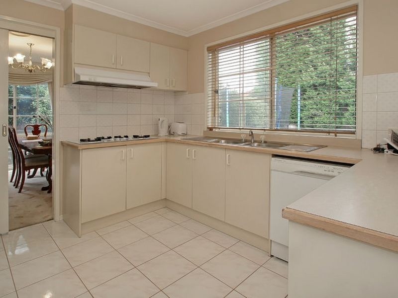 2 Don Eva Court, Rowville VIC 3178