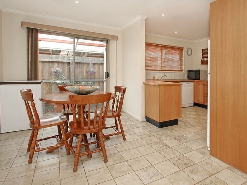 3 Halsbury Drive, Rowville VIC 3178