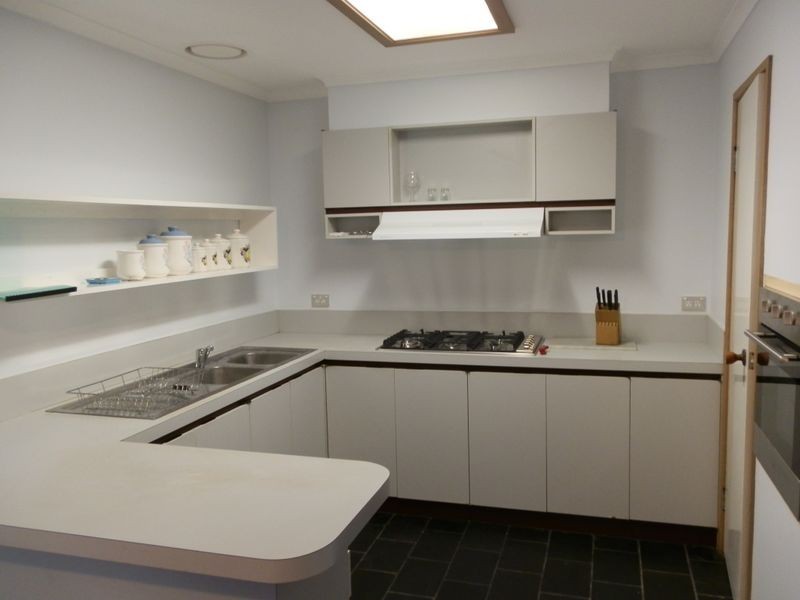 62 Mantung Crescent, Rowville VIC 3178