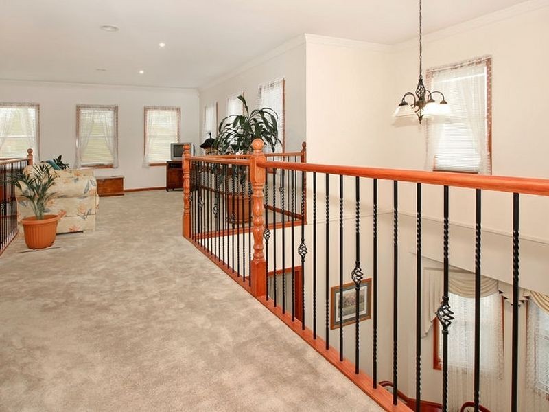 1 Rossiter Court, Rowville VIC 3178