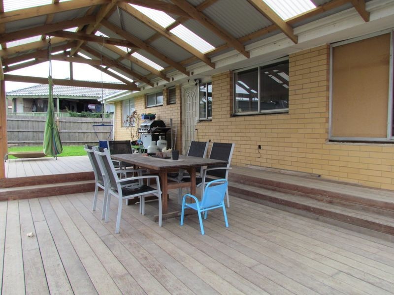 122 Anne Road, Knoxfield VIC 3180
