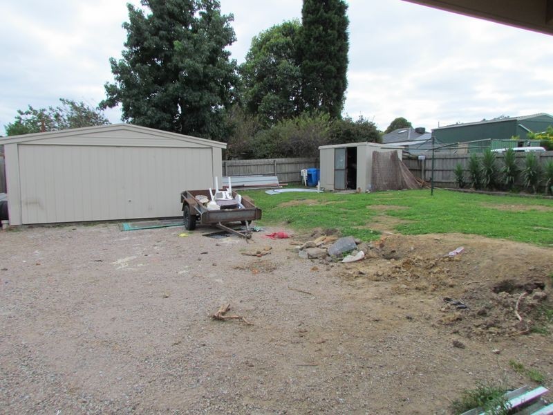 122 Anne Road, Knoxfield VIC 3180