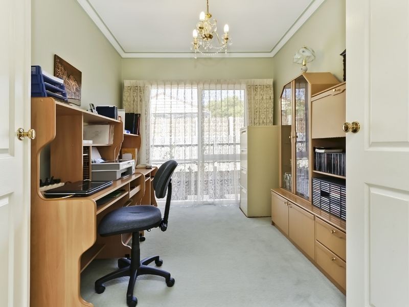 27 Landsborough Avenue, Rowville VIC 3178