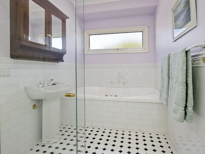 27 Landsborough Avenue, Rowville VIC 3178