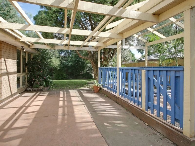 56 Mantung Crescent, Rowville VIC 3178