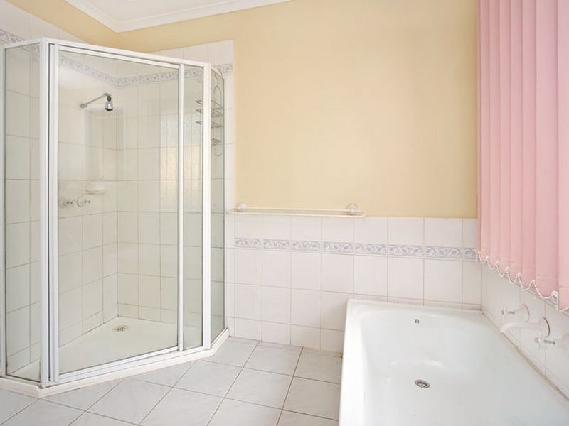 56 Mantung Crescent, Rowville VIC 3178