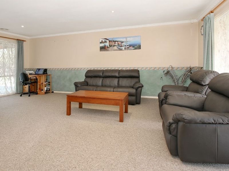2 Minya Court, Rowville VIC 3178