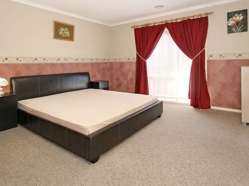 2 Minya Court, Rowville VIC 3178