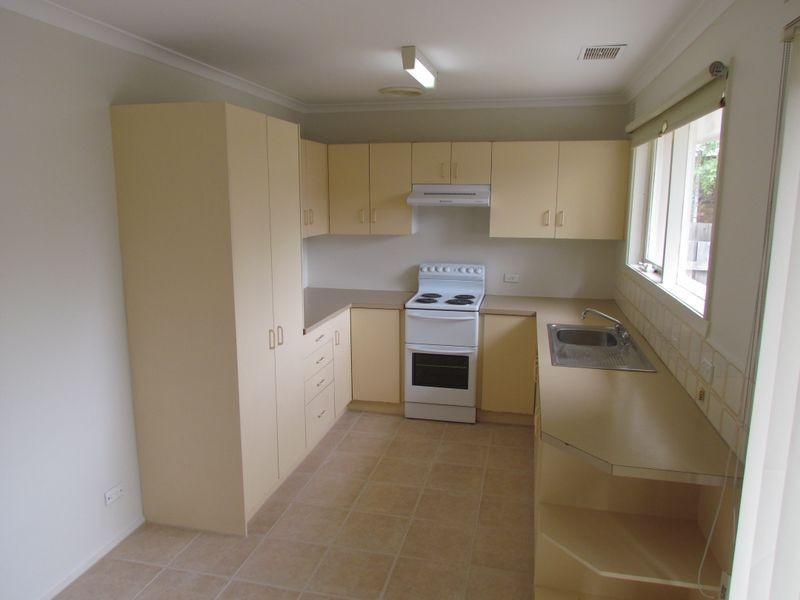 1/16 Stamford Crescent, Rowville VIC 3178