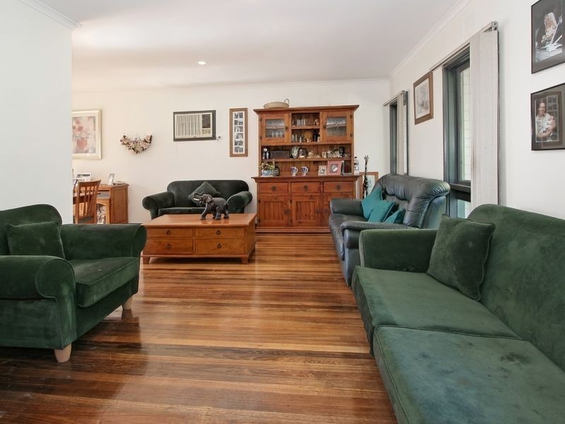 29 Foster Crescent, Knoxfield VIC 3180