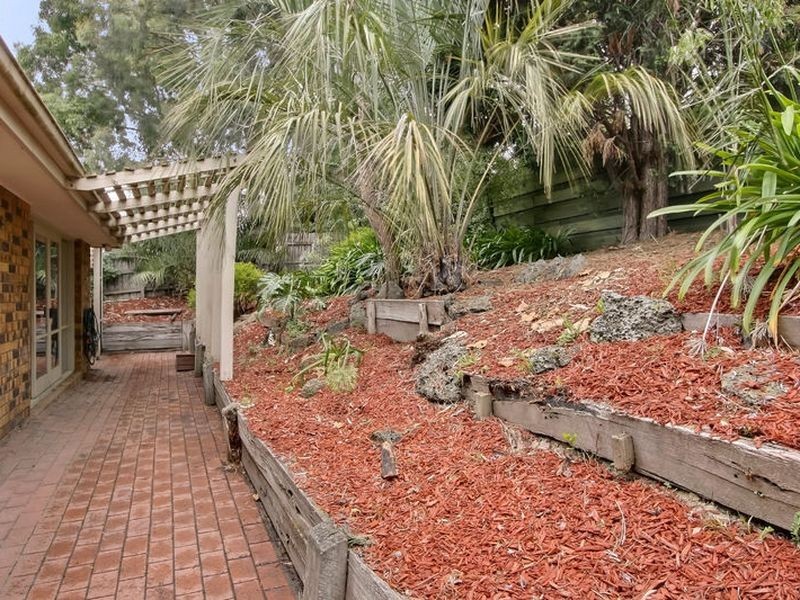 2 Carson Court, Rowville VIC 3178