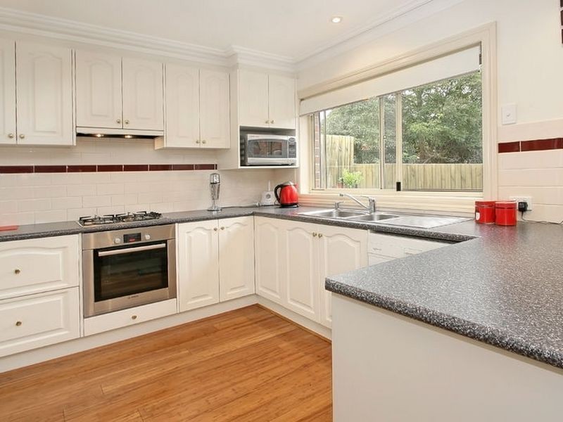 2/5 Oaktree Rise, Lysterfield VIC 3156