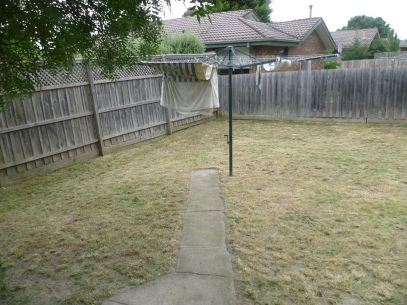 44 Wedge Crescent, Rowville VIC 3178