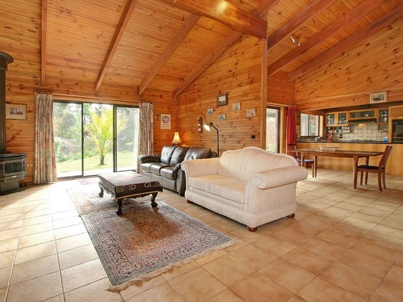 71-73 Churchill Park Drive, Endeavour Hills VIC 3802