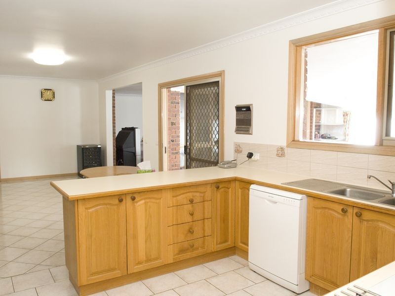 55 Buckingham Drive, Rowville VIC 3178