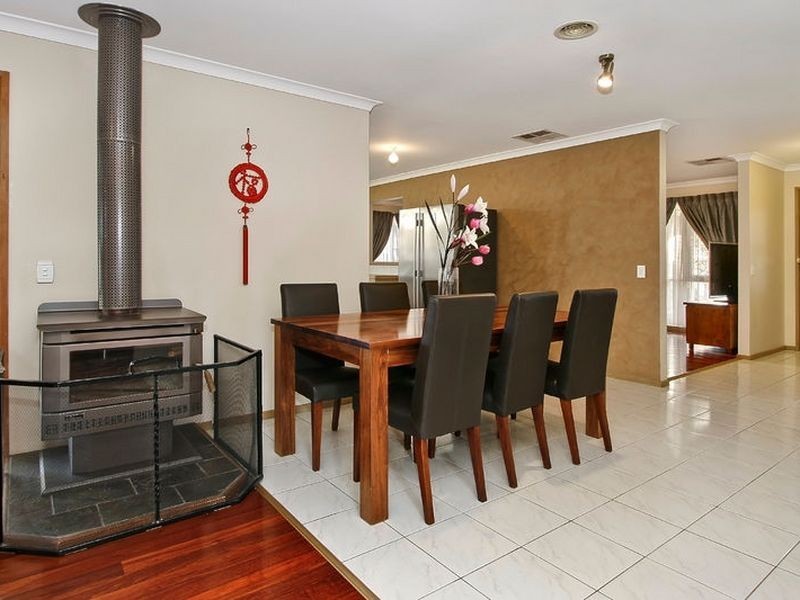3 Bensam Close, Rowville VIC 3178