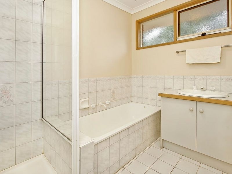 3 Bensam Close, Rowville VIC 3178