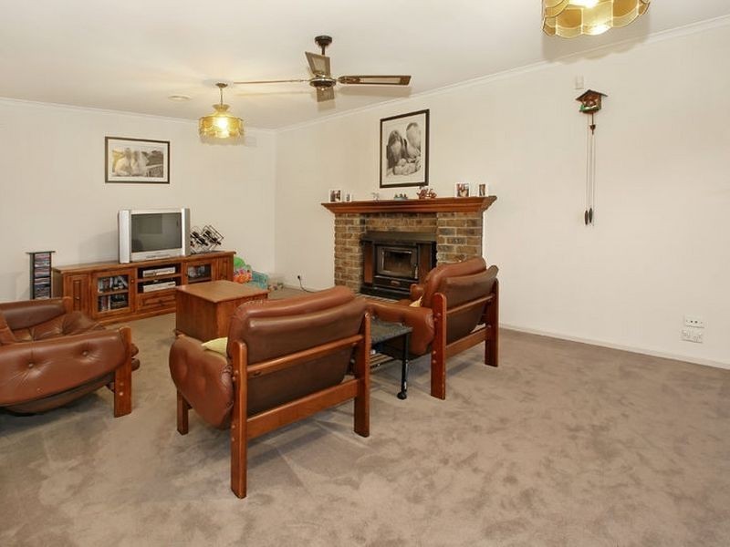 7 Ontario Place, Rowville VIC 3178