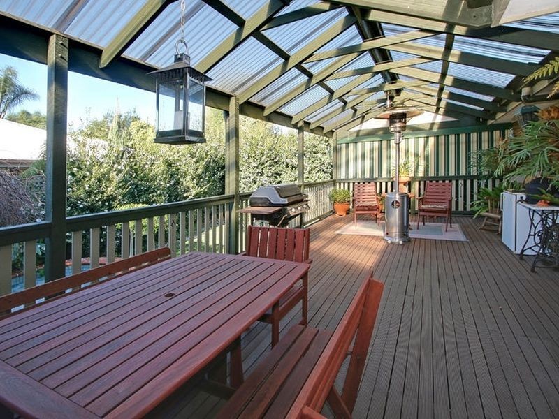 8 Pickworth Crescent, Rowville VIC 3178